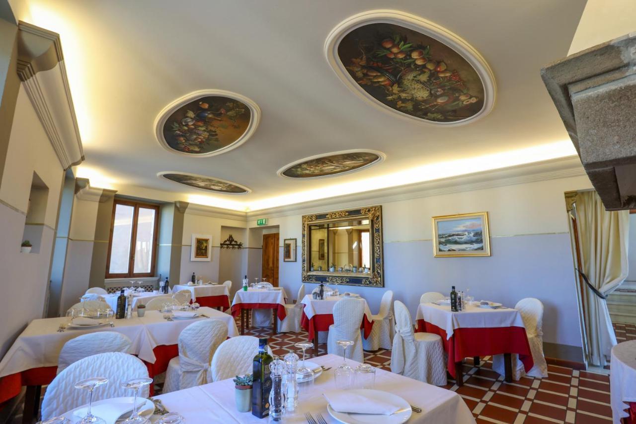 Albergo Diffuso Borgo Montemaggiore Montemaggiore al Metauro Exterior photo